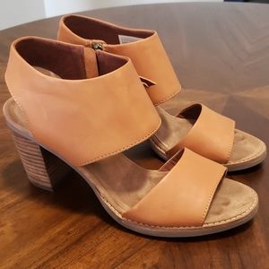Toms Block Heel Sandal